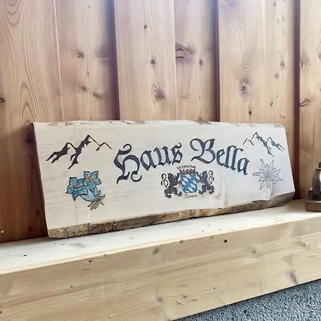 Haus Bella * מאיירהופן
